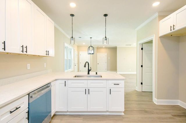 5342 Monarch Drive, Gainesville, GA 30506