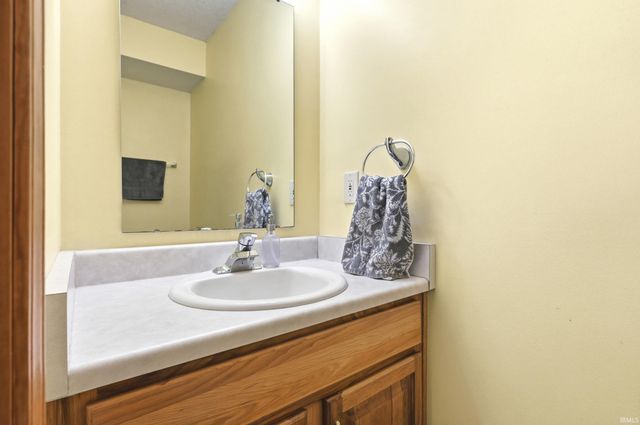11317 Saint Ives Drive, Fort Wayne, IN 46818