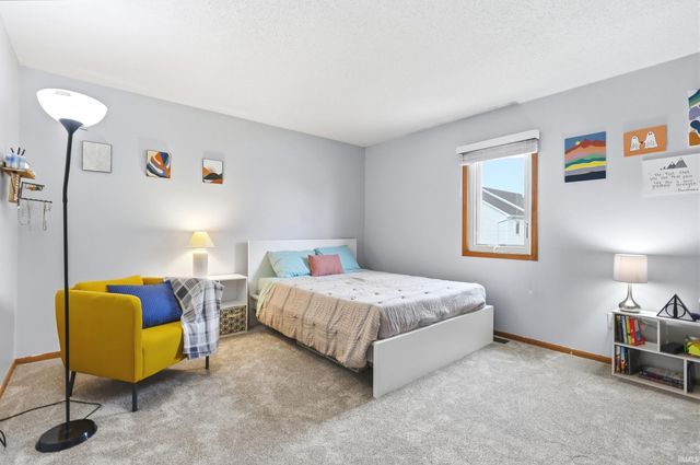 11317 Saint Ives Drive, Fort Wayne, IN 46818
