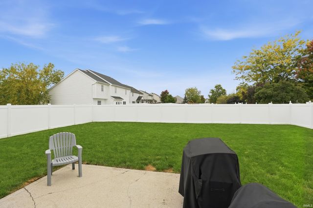 11317 Saint Ives Drive, Fort Wayne, IN 46818