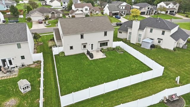 11317 Saint Ives Drive, Fort Wayne, IN 46818