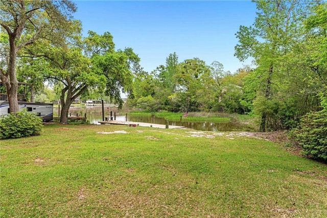 6145 Bayou Road, Mobile, AL 36605