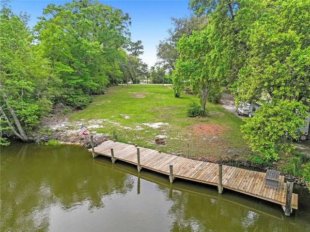 6145 Bayou Road, Mobile, AL 36605