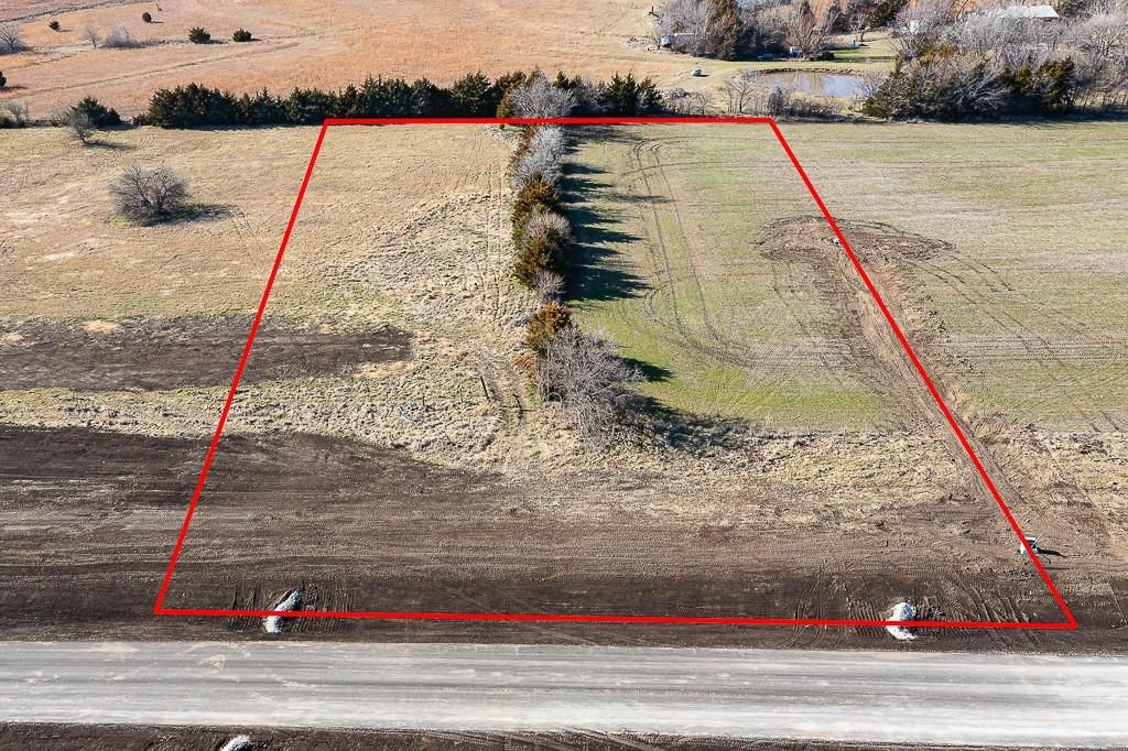 Lot 3 235th Street, Tonganoxie, KS 66086
