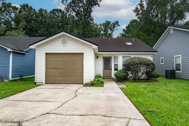 7826 AQUARIUS Circle S, Jacksonville, FL 32216