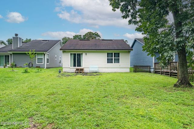 7826 AQUARIUS Circle S, Jacksonville, FL 32216