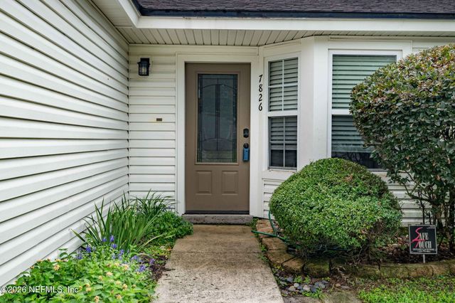 7826 AQUARIUS Circle S, Jacksonville, FL 32216