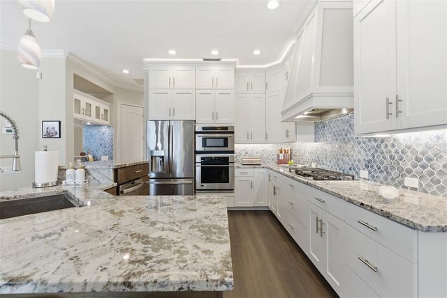 120 12TH AVENUE E, Palmetto, FL 34221