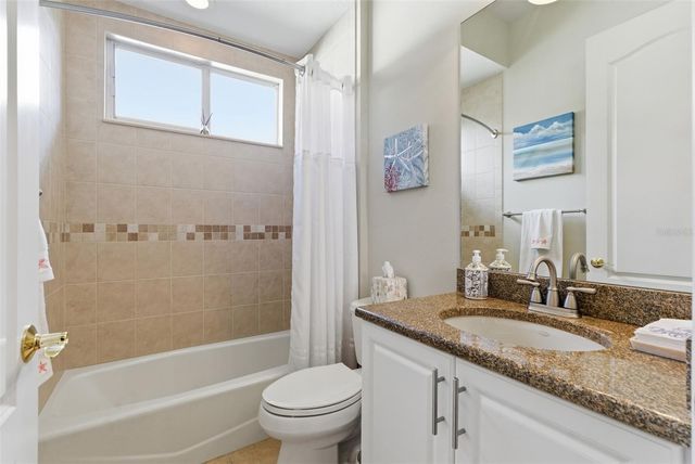 120 12TH AVENUE E, Palmetto, FL 34221