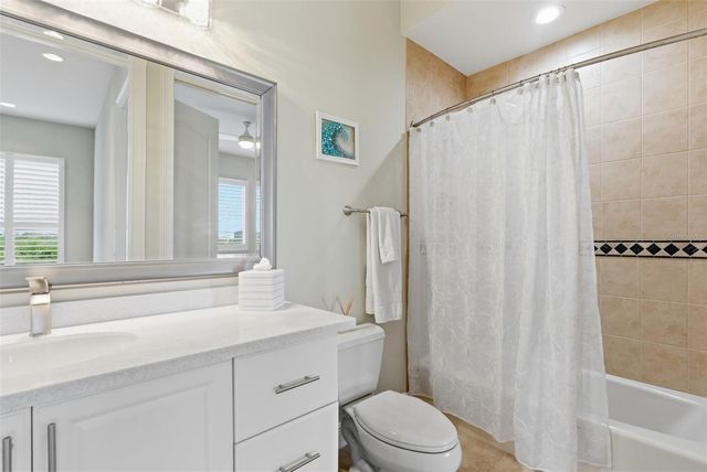 120 12TH AVENUE E, Palmetto, FL 34221