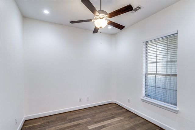 5015 Meridian Lane 1102, Addison, TX 75001