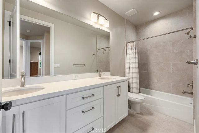 895 Via Ondulando, Ventura, CA 93003