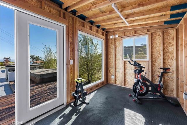 895 Via Ondulando, Ventura, CA 93003