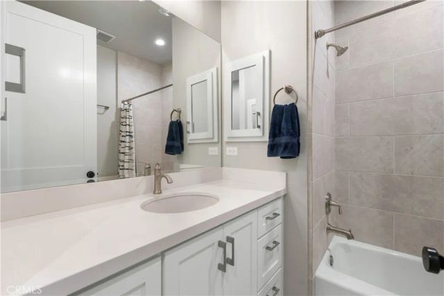 895 Via Ondulando, Ventura, CA 93003