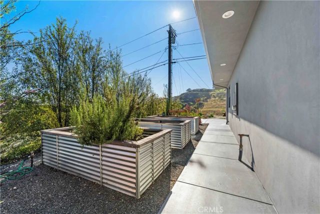 895 Via Ondulando, Ventura, CA 93003