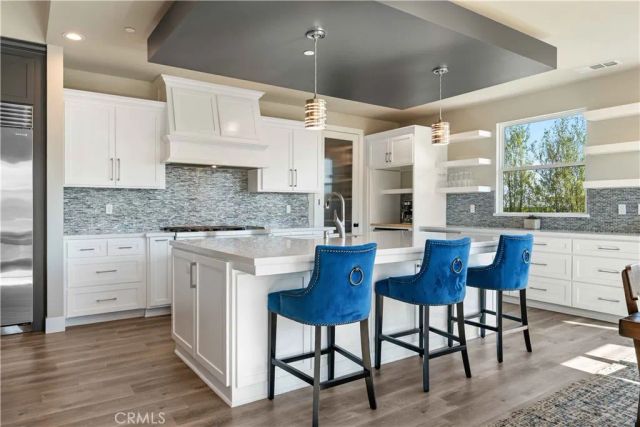 895 Via Ondulando, Ventura, CA 93003