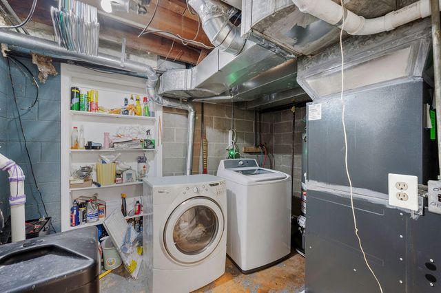 6N370 Maple Avenue, Wood Dale, IL 60191