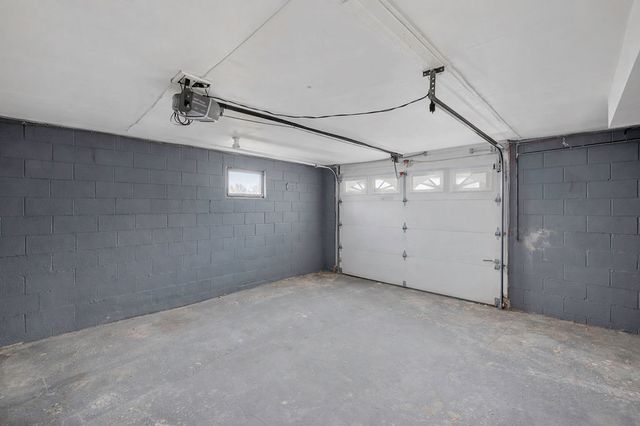 6N370 Maple Avenue, Wood Dale, IL 60191