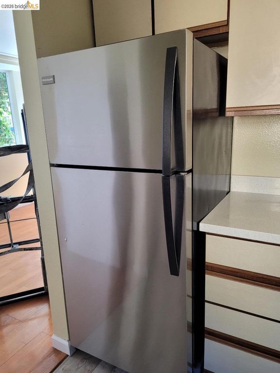 Image 3 of property listing at 2018 9Th St B, Berkeley, CA 94710