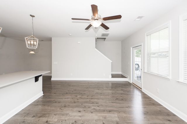 7861 Montview Road, North Charleston, SC 29418