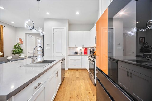 5821 Kansas Street, Houston, TX 77007