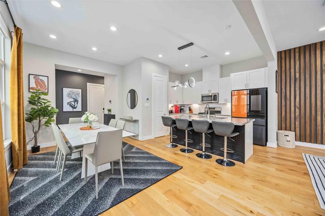 5821 Kansas Street, Houston, TX 77007