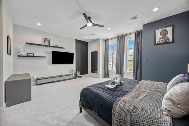 5821 Kansas Street, Houston, TX 77007