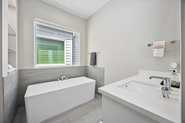 5821 Kansas Street, Houston, TX 77007