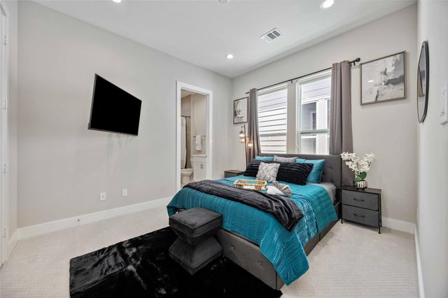 5821 Kansas Street, Houston, TX 77007