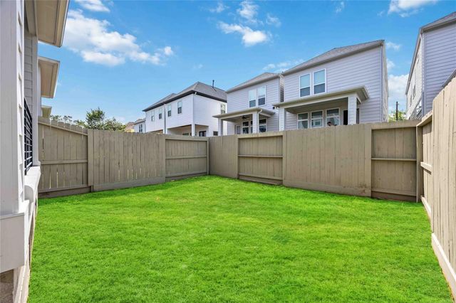 5821 Kansas Street, Houston, TX 77007