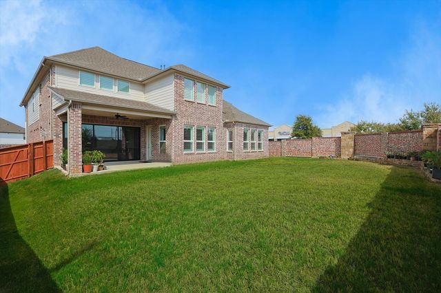 9316 Sandhills Drive, Lantana, TX 76226