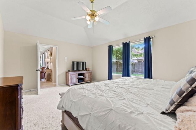 219 N Wimberly Way, The Woodlands, TX 77385