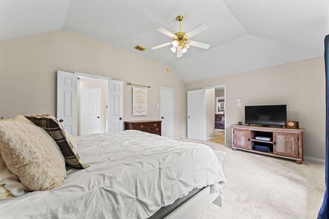 219 N Wimberly Way, The Woodlands, TX 77385