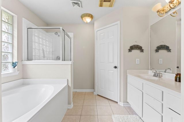 219 N Wimberly Way, The Woodlands, TX 77385