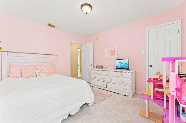 219 N Wimberly Way, The Woodlands, TX 77385