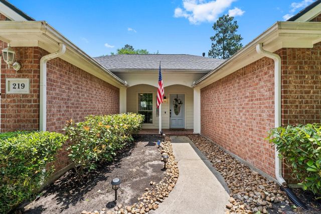 219 N Wimberly Way, The Woodlands, TX 77385