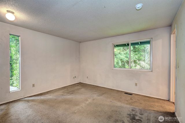 5927 147 Street SW, Edmonds, WA 98026