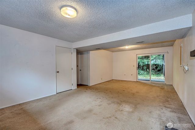 5927 147 Street SW, Edmonds, WA 98026