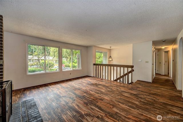 5927 147 Street SW, Edmonds, WA 98026