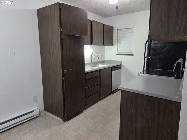 13397 Sw 17TH St, Beaverton, OR 97008