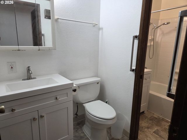 13397 Sw 17TH St, Beaverton, OR 97008