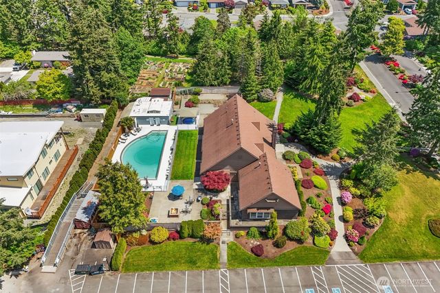 24440 13th Avenue S, Des Moines, WA 98198