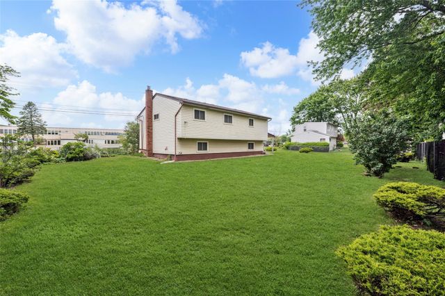 75 S 32nd Street, Wyandanch, NY 11798