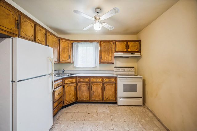 75 S 32nd Street, Wyandanch, NY 11798