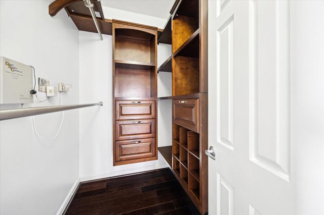 3350 Mccue Road 2201, Houston, TX 77056