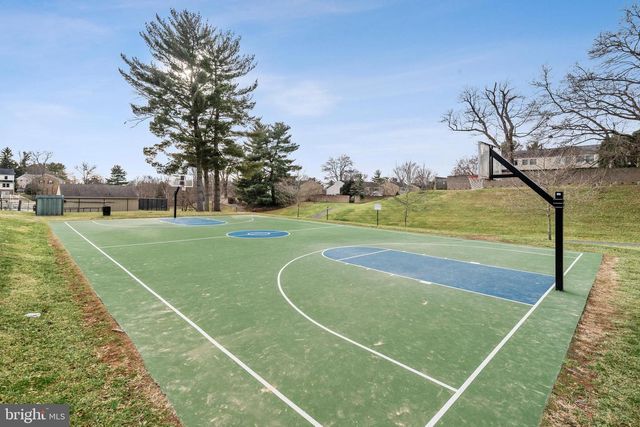 19765 GREEN VILLAGE DR, Montgomery Village, MD 20886