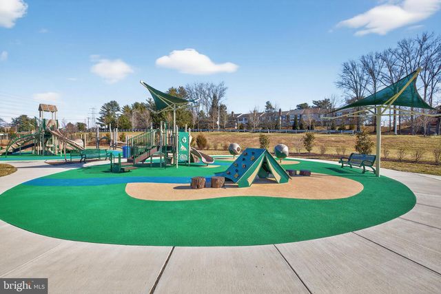 19765 GREEN VILLAGE DR, Montgomery Village, MD 20886