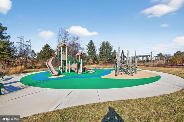 19765 GREEN VILLAGE DR, Montgomery Village, MD 20886