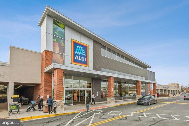 19765 GREEN VILLAGE DR, Montgomery Village, MD 20886