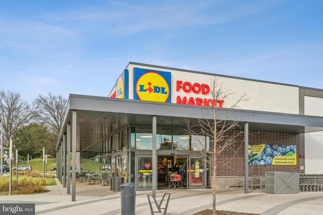 19765 GREEN VILLAGE DR, Montgomery Village, MD 20886